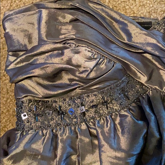 Cocktail dress - Picture 2 of 3